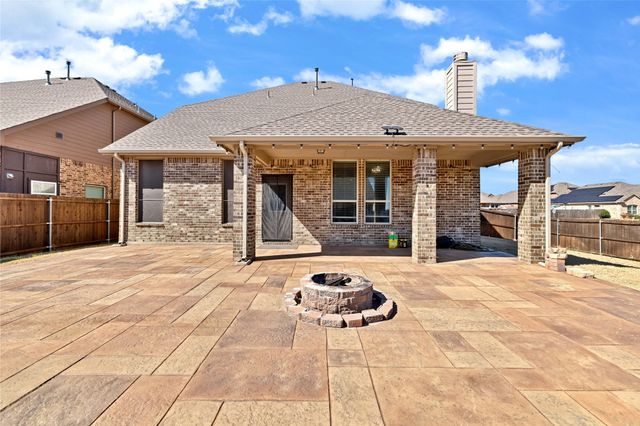 2013 San Marino Lane, Lewisville, TX 75077