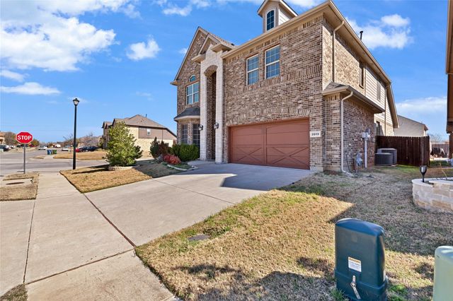 2013 San Marino Lane, Lewisville, TX 75077