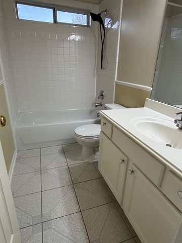 903 Christopher, Baytown, TX 77521