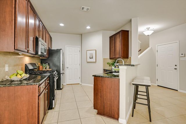 11400 W Parmer LN 99, Cedar Park, TX 78613