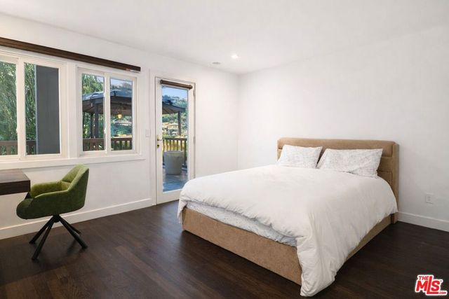 8810 Hollywood Boulevard, Los Angeles, CA 90069