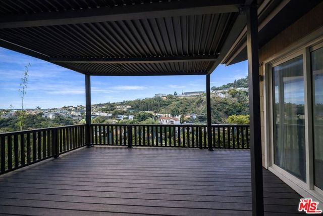 8810 Hollywood Boulevard, Los Angeles, CA 90069