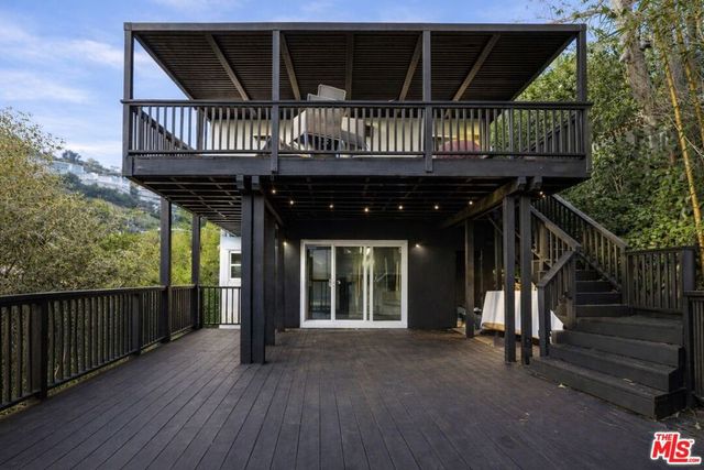 8810 Hollywood Boulevard, Los Angeles, CA 90069