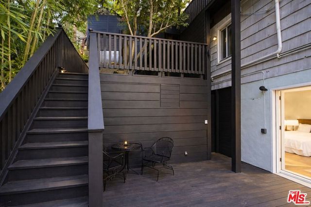 8810 Hollywood Boulevard, Los Angeles, CA 90069