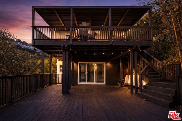 8810 Hollywood Boulevard, Los Angeles, CA 90069