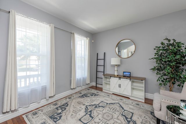 1650 Natures Way, Lindenhurst, IL 60046