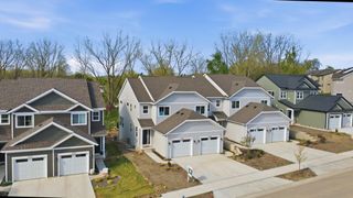 2245 Watertown Way Ne, City Of Grand Rapids, MI 49505