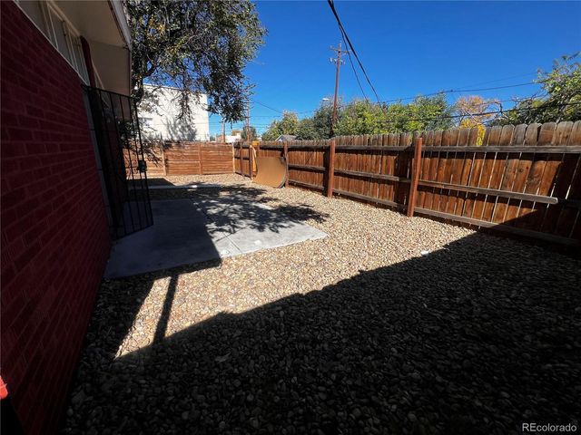 1932 Dallas Street, Aurora, CO 80010