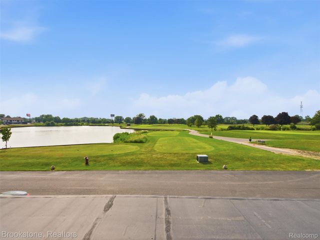 1082 Country Club Drive 84, St. Clair Shores, MI 48082