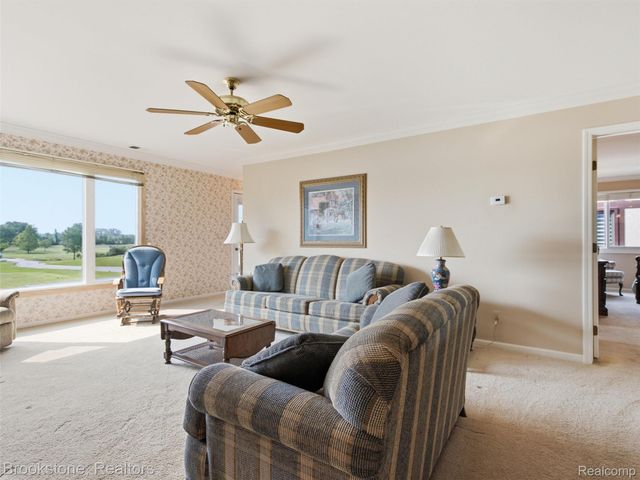 1082 Country Club Drive 84, St. Clair Shores, MI 48082