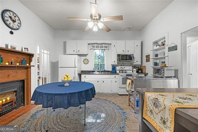 118 E Oak Street, East Ellijay, GA 30540