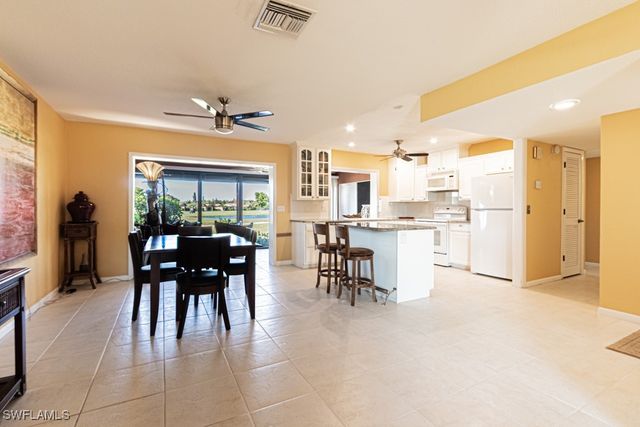 3375 Boca Ciega DR D6, Naples, FL 34112