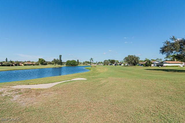 3375 Boca Ciega DR D6, Naples, FL 34112