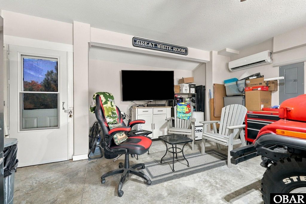 Image 28 of property listing at 902 W Corrigan Street, Kill Devil Hills, NC 27948