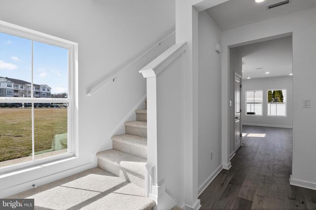 252 CLEMENT LOOP, Salisbury, MD 21804