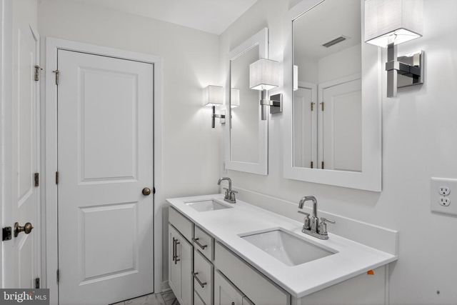 252 CLEMENT LOOP, Salisbury, MD 21804