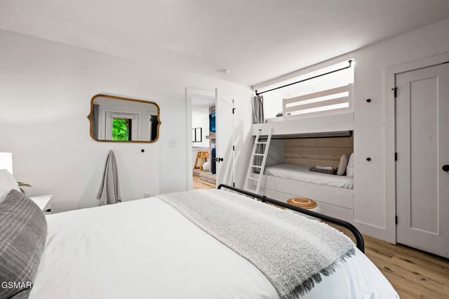 4155 Dollys Drive, Sevierville, TN 37876