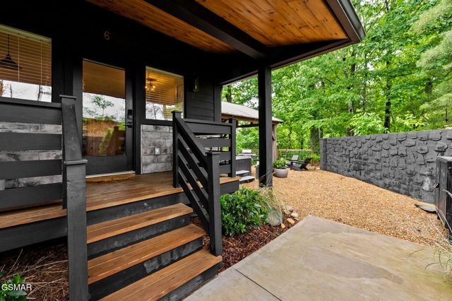 4155 Dollys Drive, Sevierville, TN 37876