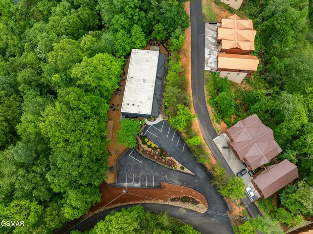 4155 Dollys Drive, Sevierville, TN 37876