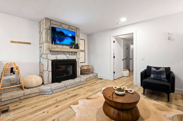 4155 Dollys Drive, Sevierville, TN 37876