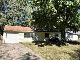 3543 SW Kerry AVE, Topeka, KS 66611