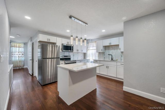 9411 210th Street, Queens Village, NY 11428