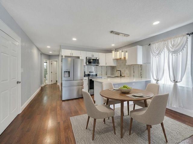 9411 210th Street, Queens Village, NY 11428