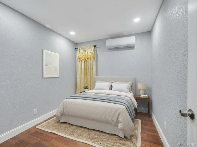 9411 210th Street, Queens Village, NY 11428