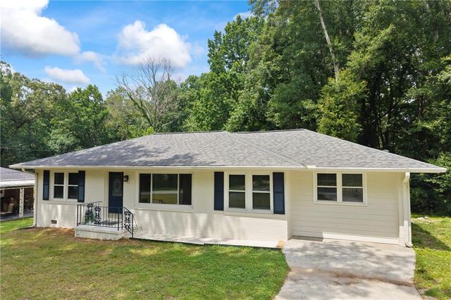 1314 Hidden Circle Drive, Sugar Hill, GA 30518
