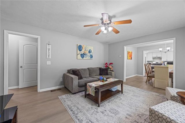 1314 Hidden Circle Drive, Sugar Hill, GA 30518