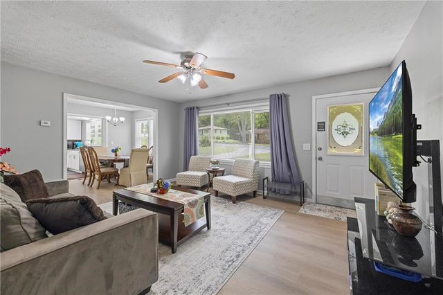 1314 Hidden Circle Drive, Sugar Hill, GA 30518