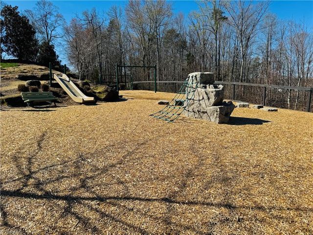 1728 Westfall Street, Kernersville, NC 27284