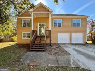 275 Thorn Brook Circle, Bethlehem, GA 30620