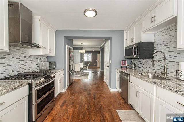 204 E Lindsley, Cedar Grove, NJ 07009