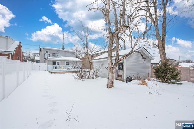 204 E Lindsley, Cedar Grove, NJ 07009