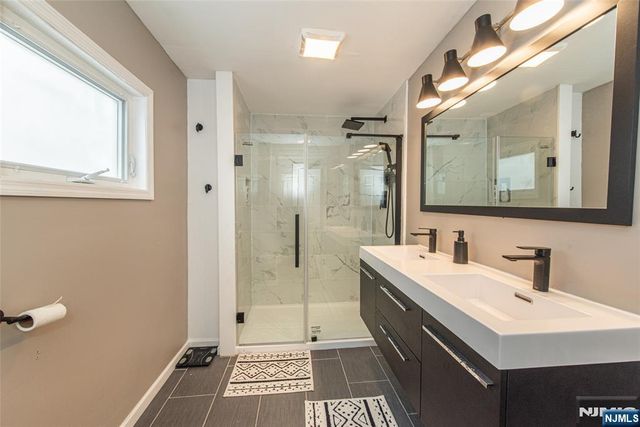 204 E Lindsley, Cedar Grove, NJ 07009