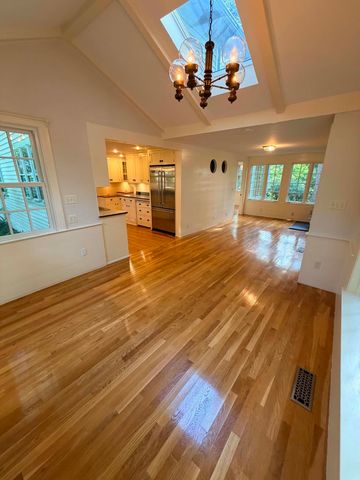 41 Locust Ave, Lexington, MA 02421