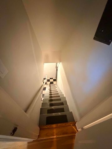 41 Locust Ave, Lexington, MA 02421