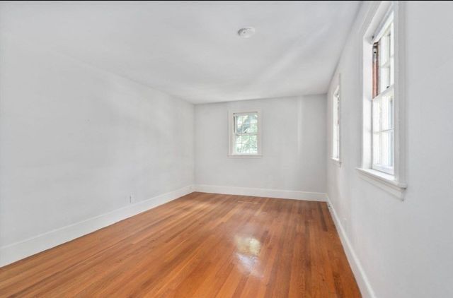 41 Locust Ave, Lexington, MA 02421