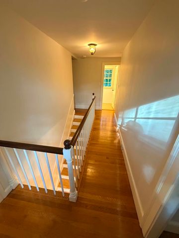 41 Locust Ave, Lexington, MA 02421