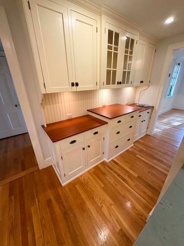 41 Locust Ave, Lexington, MA 02421