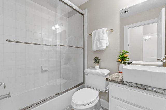158 Hansom Trail Street, The Woodlands, TX 77382