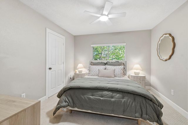 158 Hansom Trail Street, The Woodlands, TX 77382