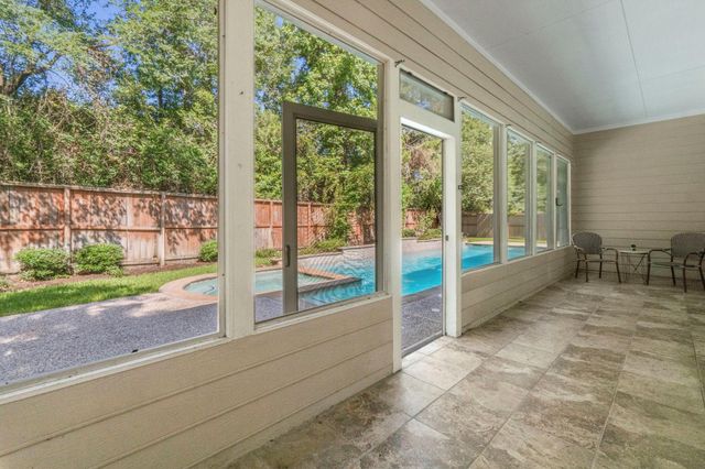 158 Hansom Trail Street, The Woodlands, TX 77382