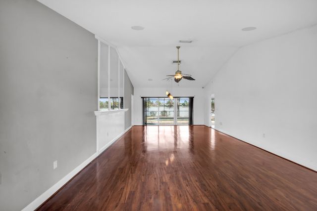 3570 NW 120th Way, Sunrise, FL 33323
