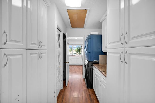 3570 NW 120th Way, Sunrise, FL 33323