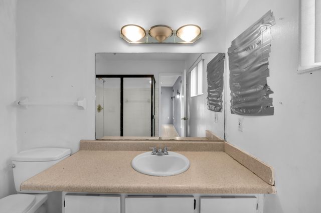 3570 NW 120th Way, Sunrise, FL 33323