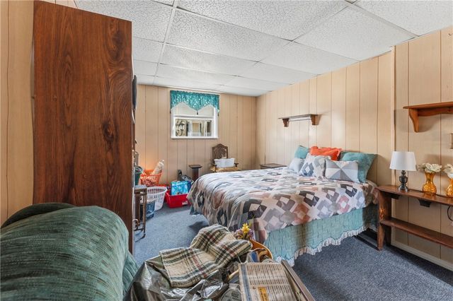 123 Acushnet Avenue, New Bedford, MA 02740