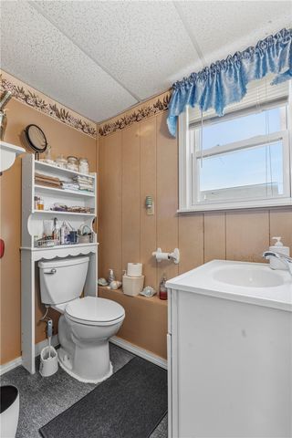 123 Acushnet Avenue, New Bedford, MA 02740