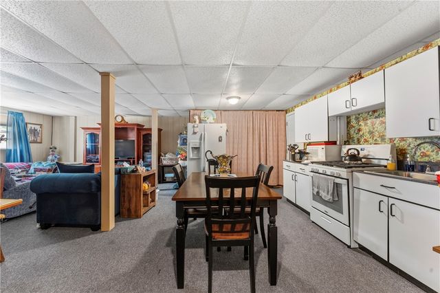 123 Acushnet Avenue, New Bedford, MA 02740
